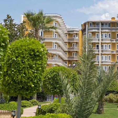 Senza Inova Курортный комплекс Паяллар